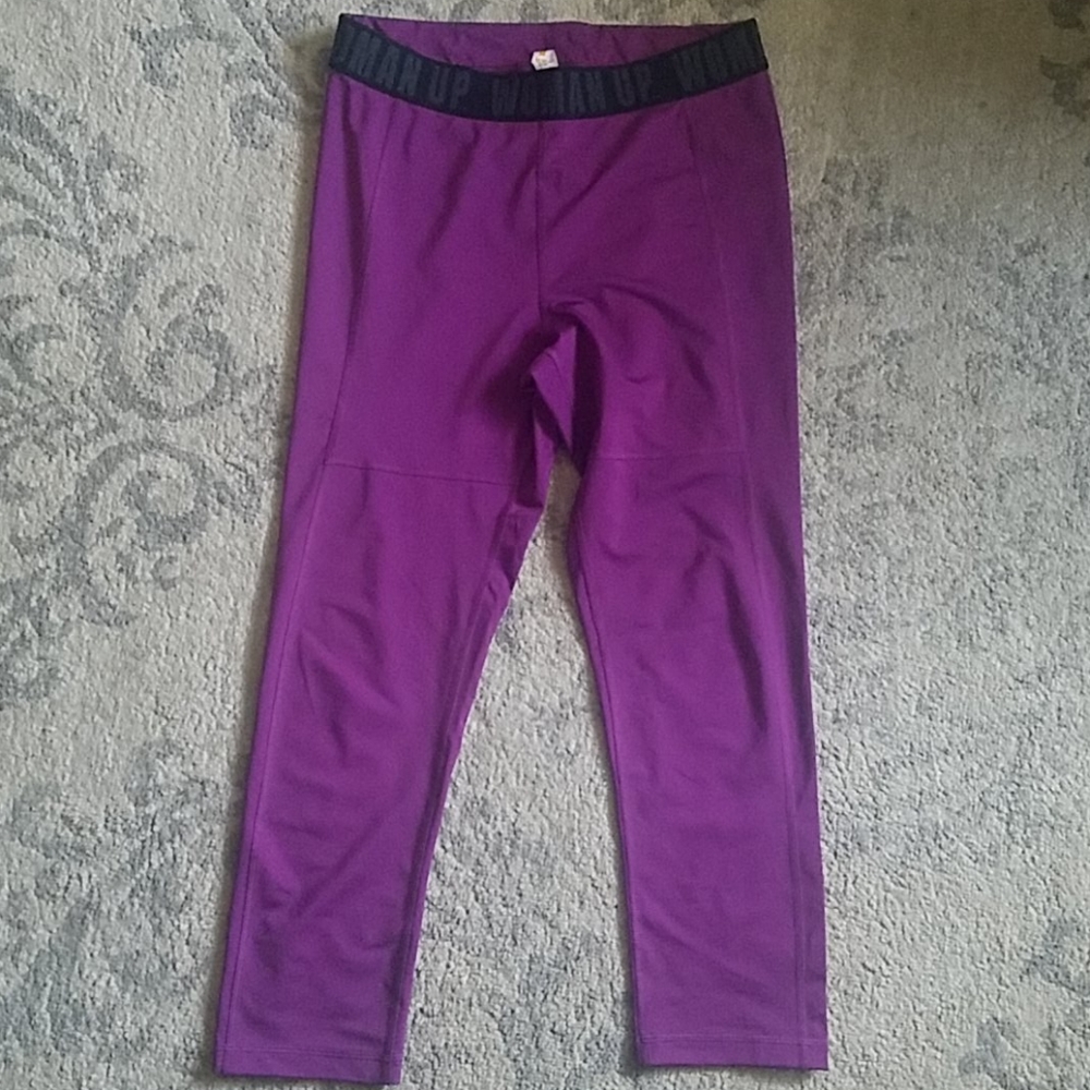 Lucy Capri Leggings